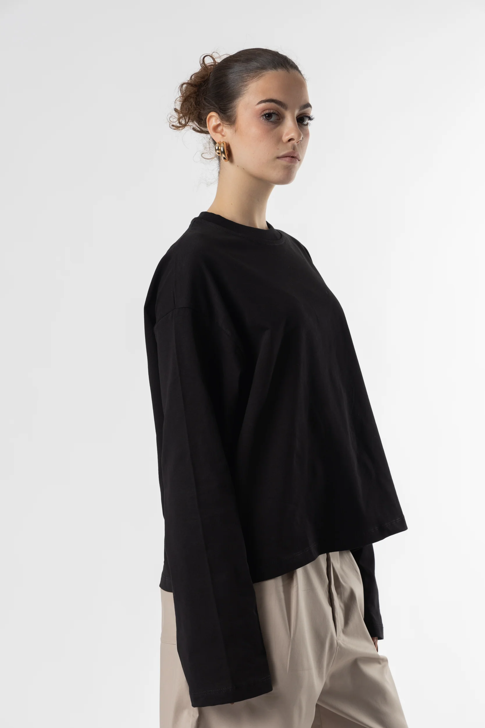 Longsleeve Cropped Blanks 220GSM Black - Image 12