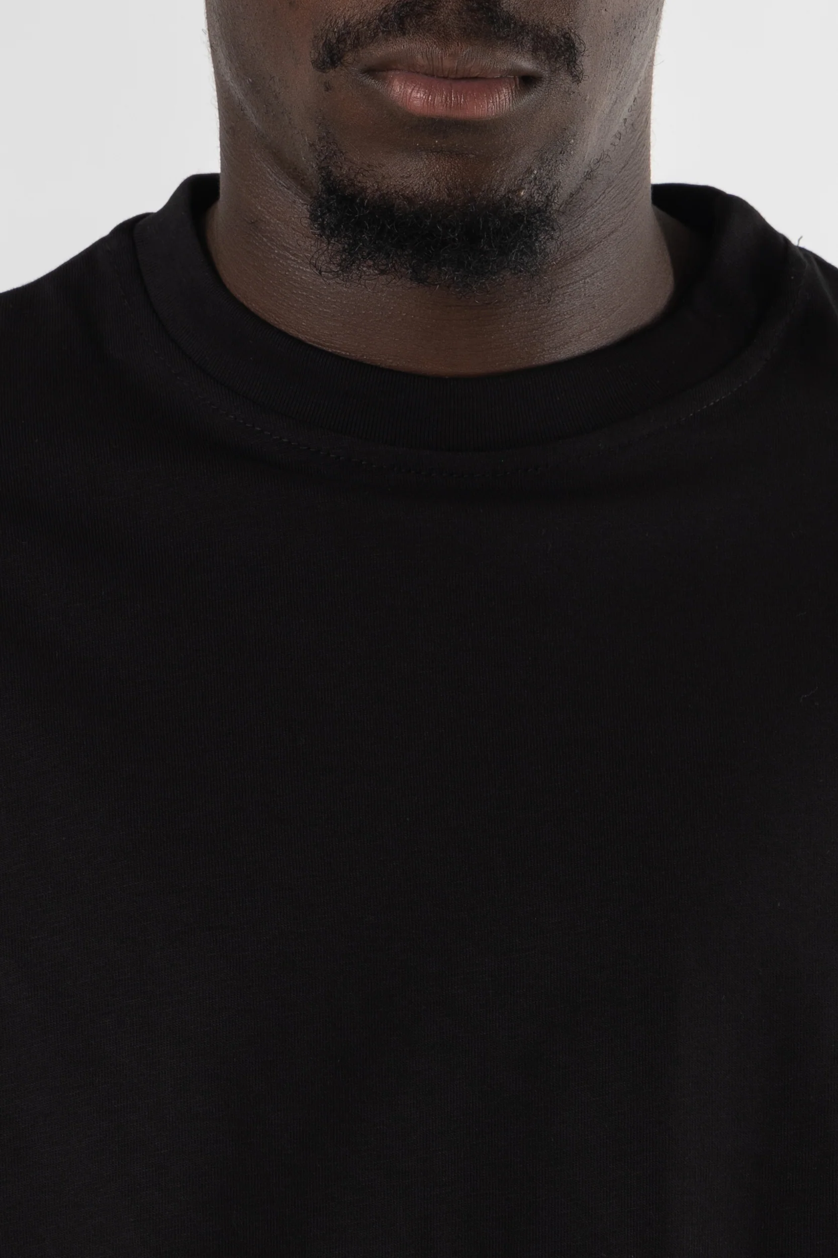 Longsleeve Cropped Blanks 220GSM Black - Image 7