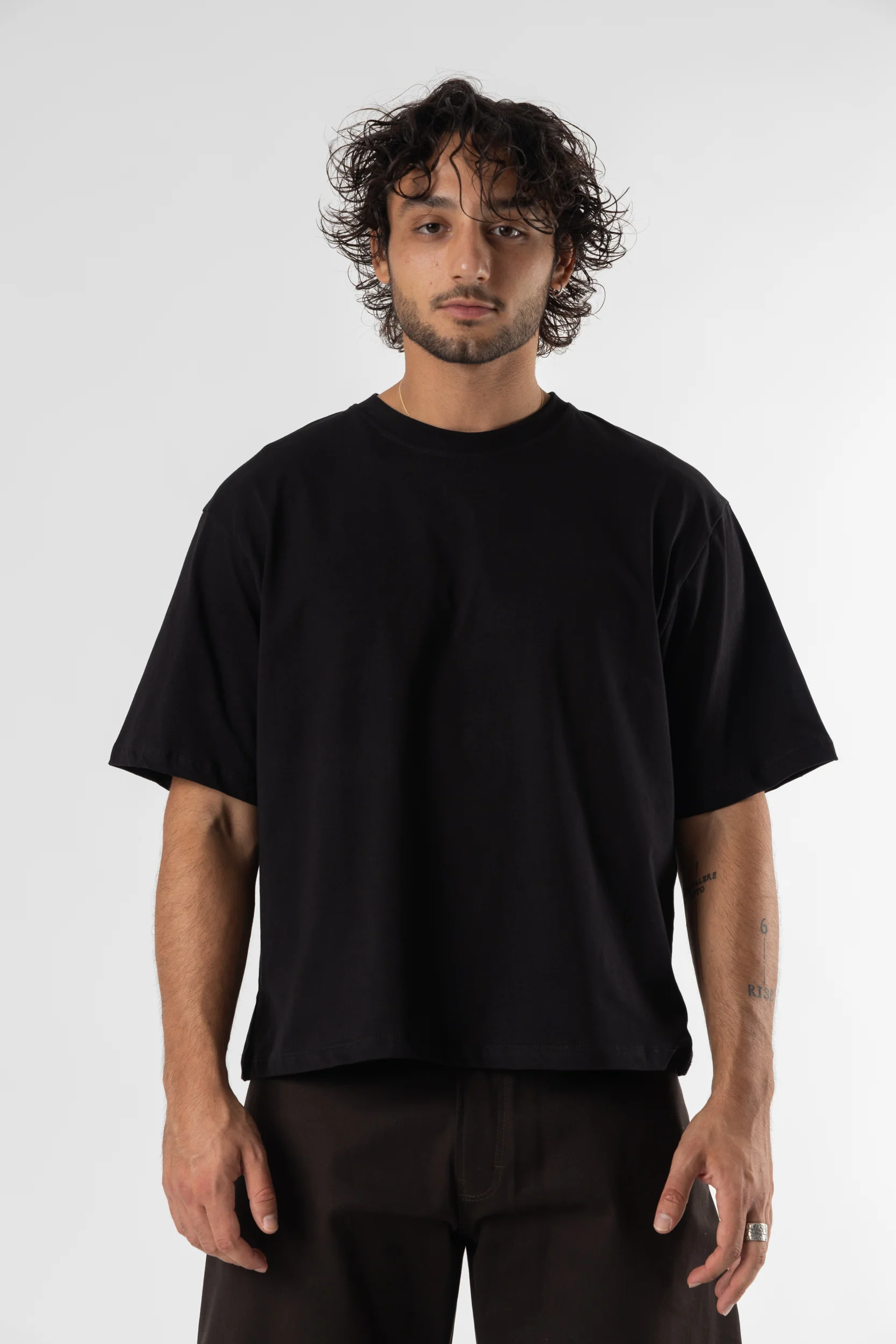 T-Shirt Cropped Blanks 220GSM Black - Image 6