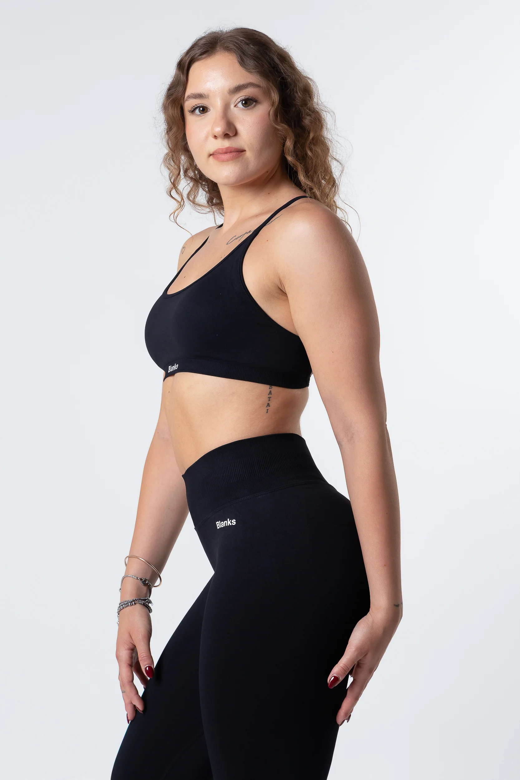 Top Seamless Black - Image 7
